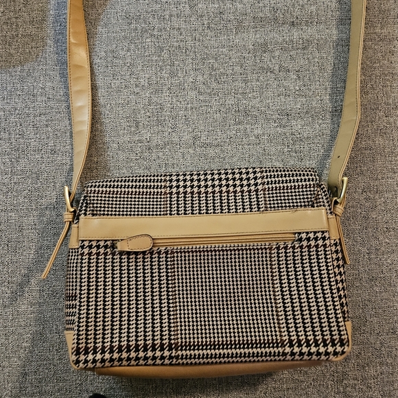 Carryland Purse - Picture 16 of 16